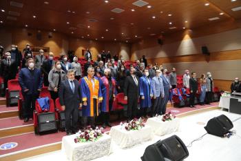 Üniversitemiz Tarafından “14 Mart Tıp Bayramı Kutlaması ve Tıp Fakültesi Biniş Giyme Töreni” Düzenlendi