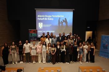 “Ailenin Duygu Temellerine Felsefî Bakış” Konulu Konferans Düzenlendi
