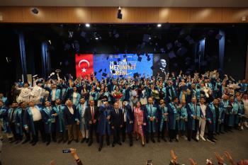 Denizcilik Fakültemiz Mezuniyet Töreni Gerçekleşti